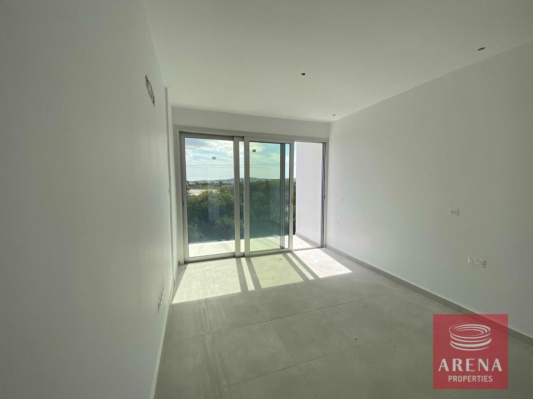 4-2-BED-APT-IN-KAPPARIS-6805