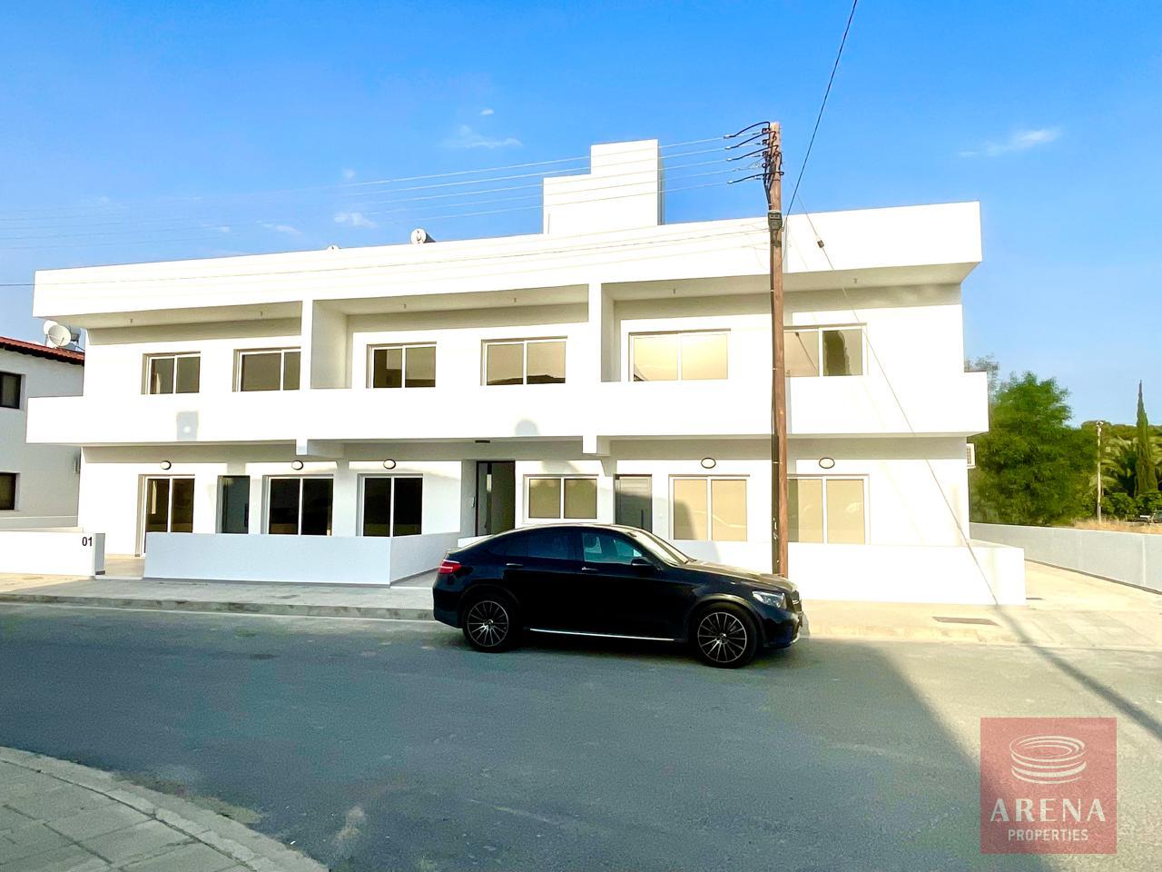 4-2-BED-APT-LIVADIA-8048-15