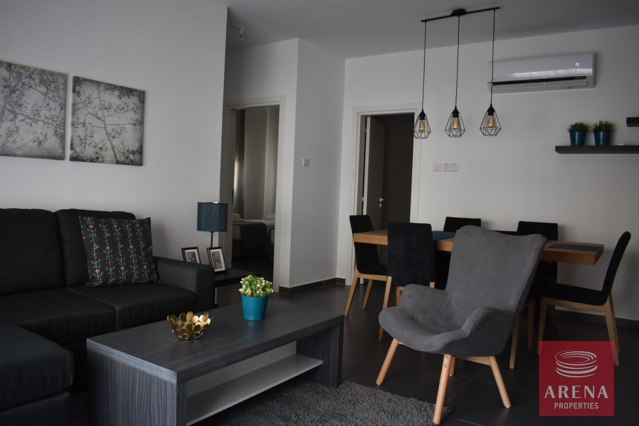 4-2-BED-APT-RENT-KAPAPRIS-9300