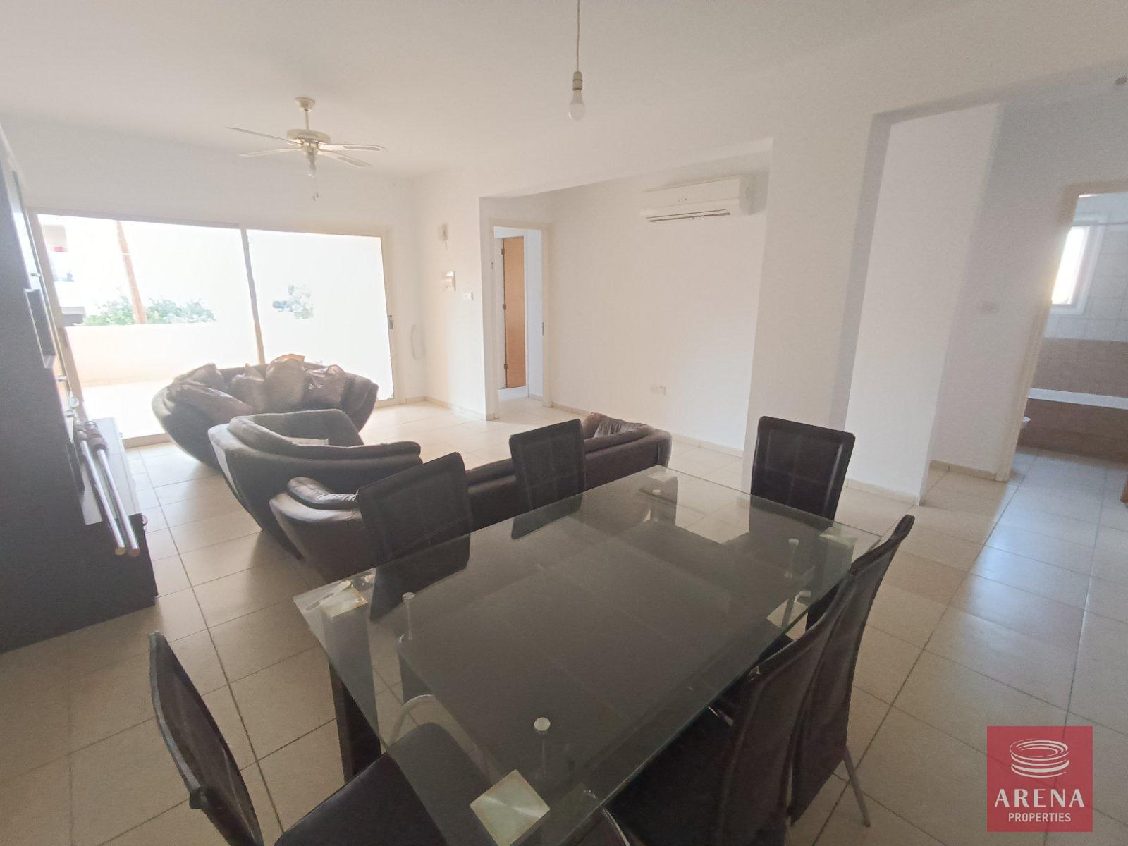 4-3-BED-APT-LARNACA-8847-1