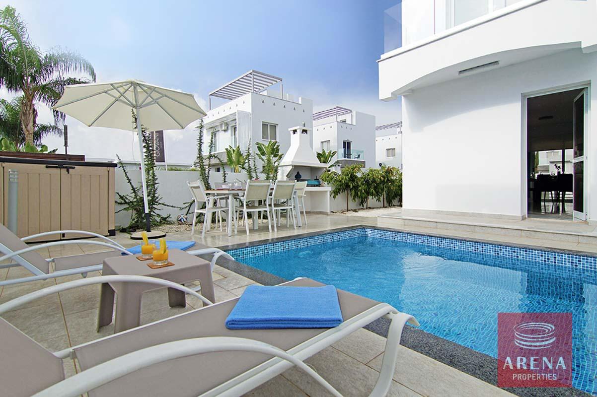 4-3-BED-VILLA-AYIA-NAPA-6905