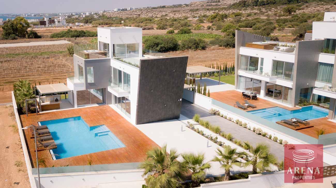 4-3-BED-VILLA-IN-AYIA-NAPA-7057-1
