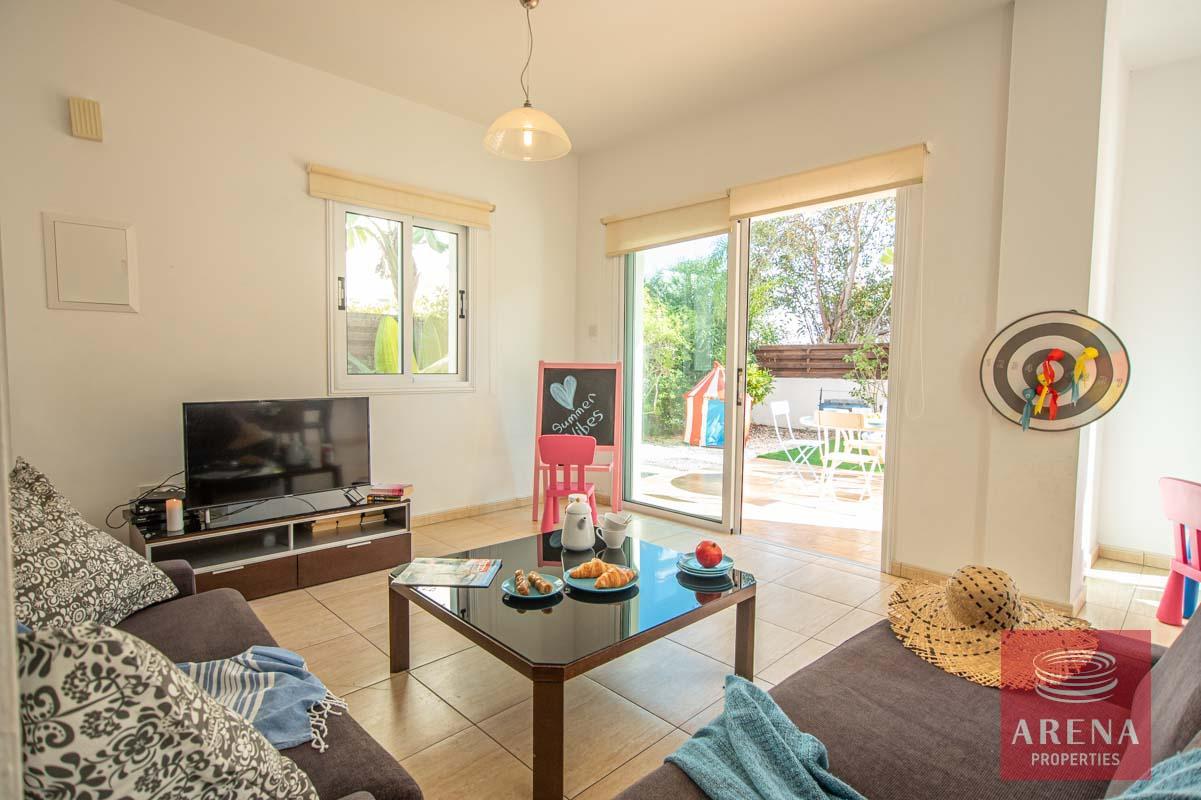 4-3-Bed-villa-in-Konnos-for-rent-5869-1