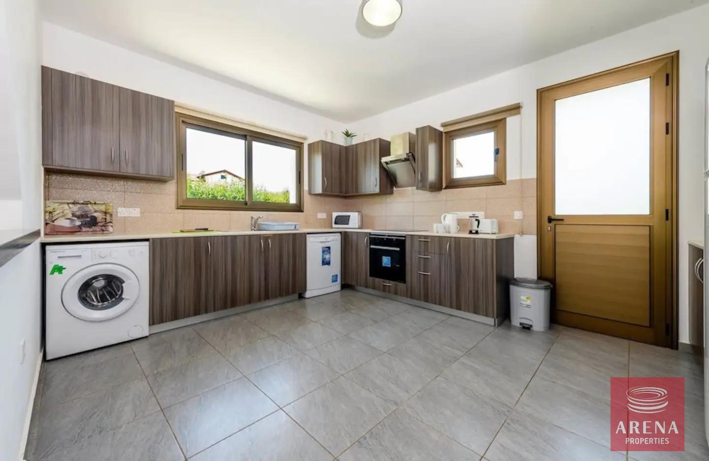 4-3-bed-villa-for-rent-in-ayia-thekla-7379-1