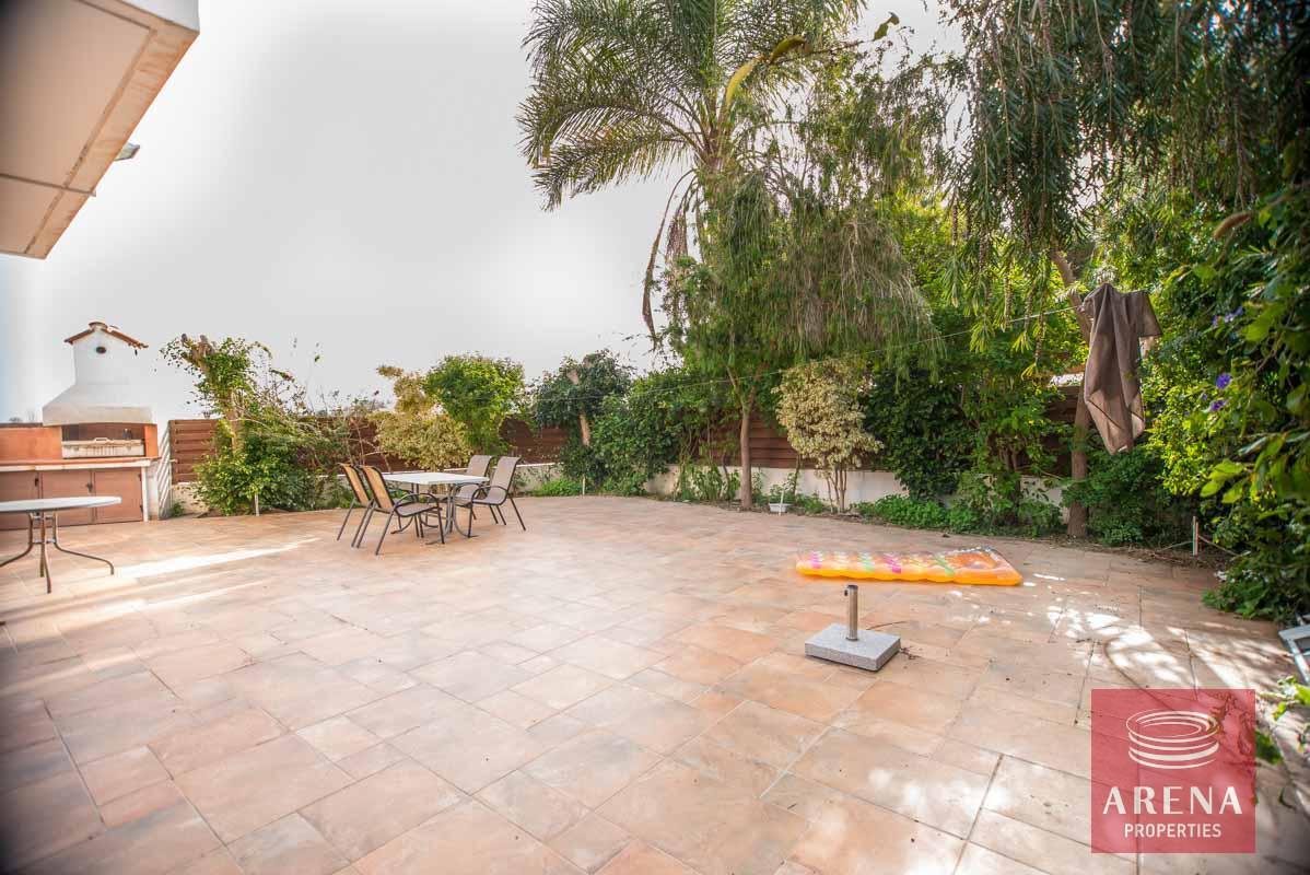 4-3-bed-villa-for-sale-in-ayia-triada-outside-area