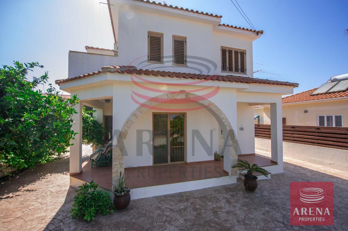 4-3-bed-villa-in-Sotira-5687