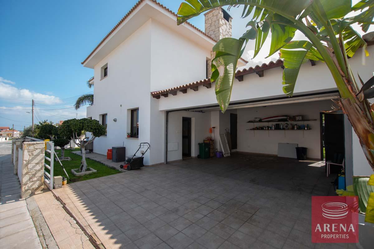 4-4-bed-house-for-sale-6041-1