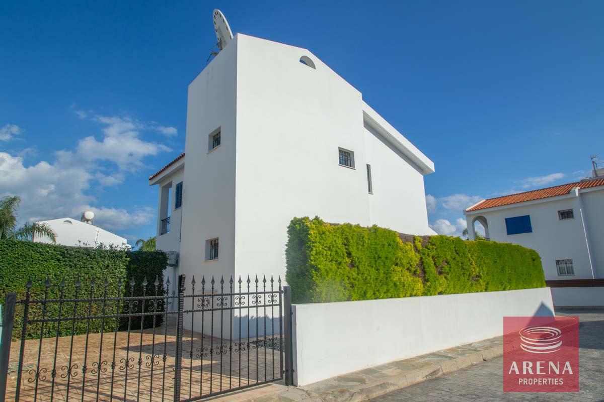 4-4-bed-villa-in-Protaras-5955-2