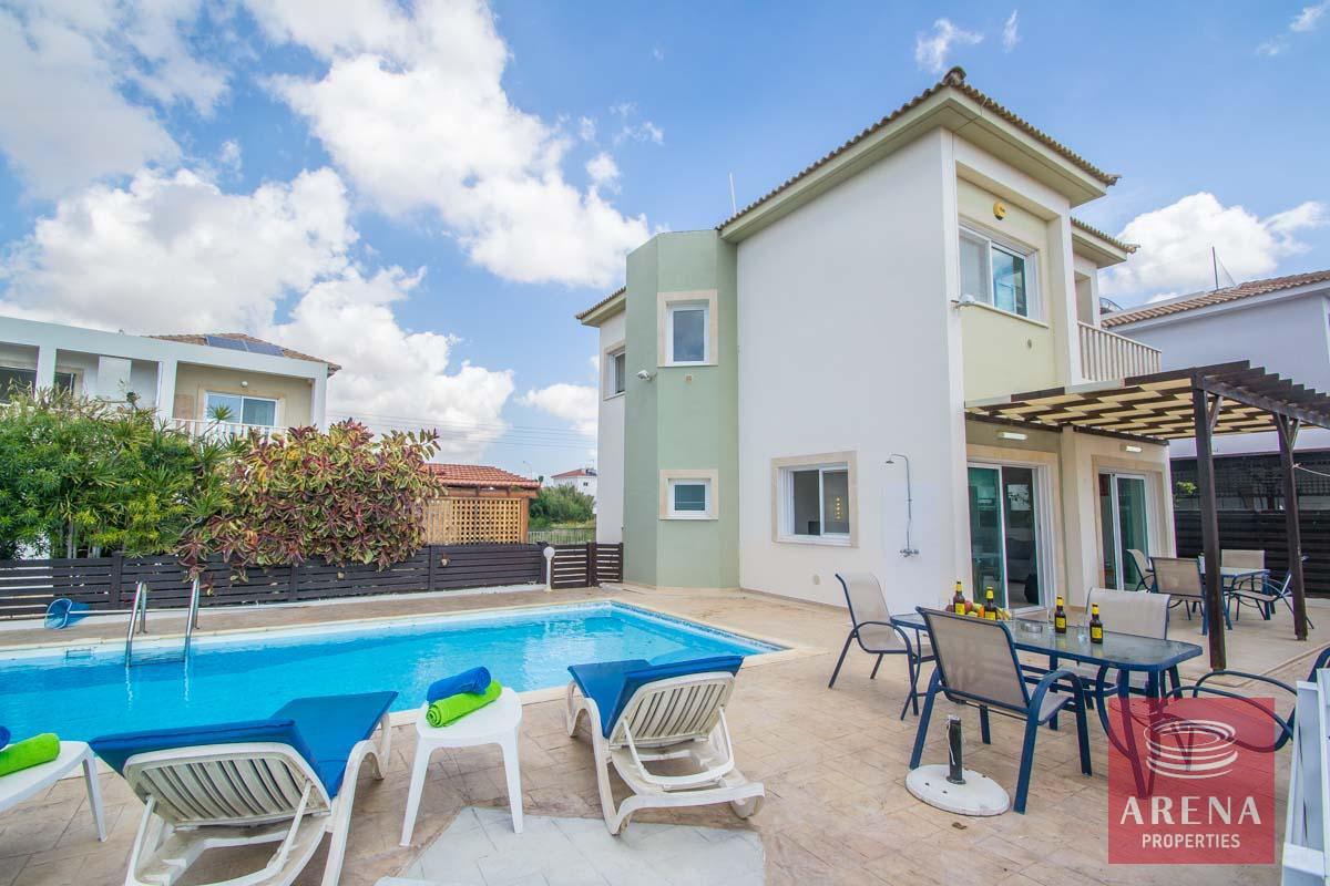 4-4-bed-villa-in-ayia-thekla-4219-1