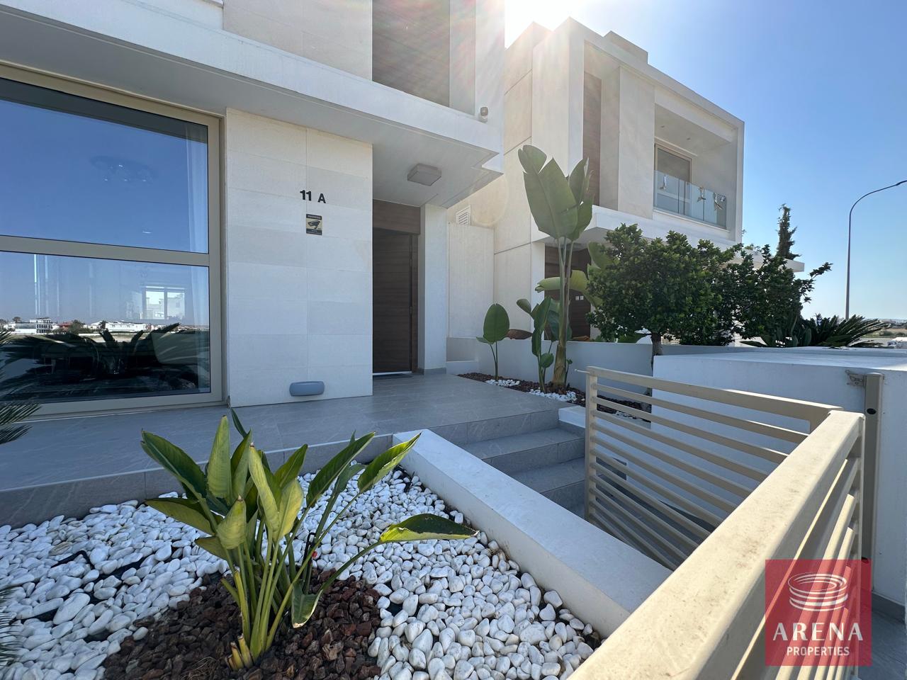 4-4-bed-villa-livadia-8384