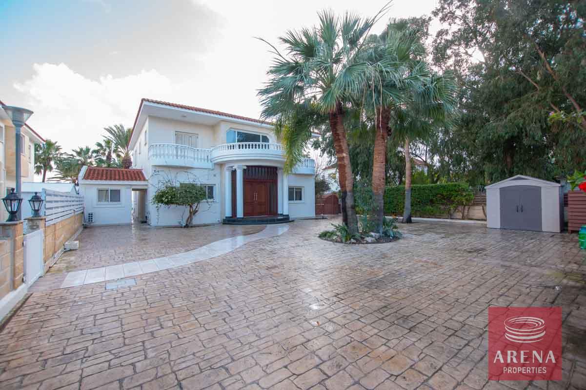 4-5-BED-VILLA-FOR-RENT-IN-PERVOLIA-5979-2