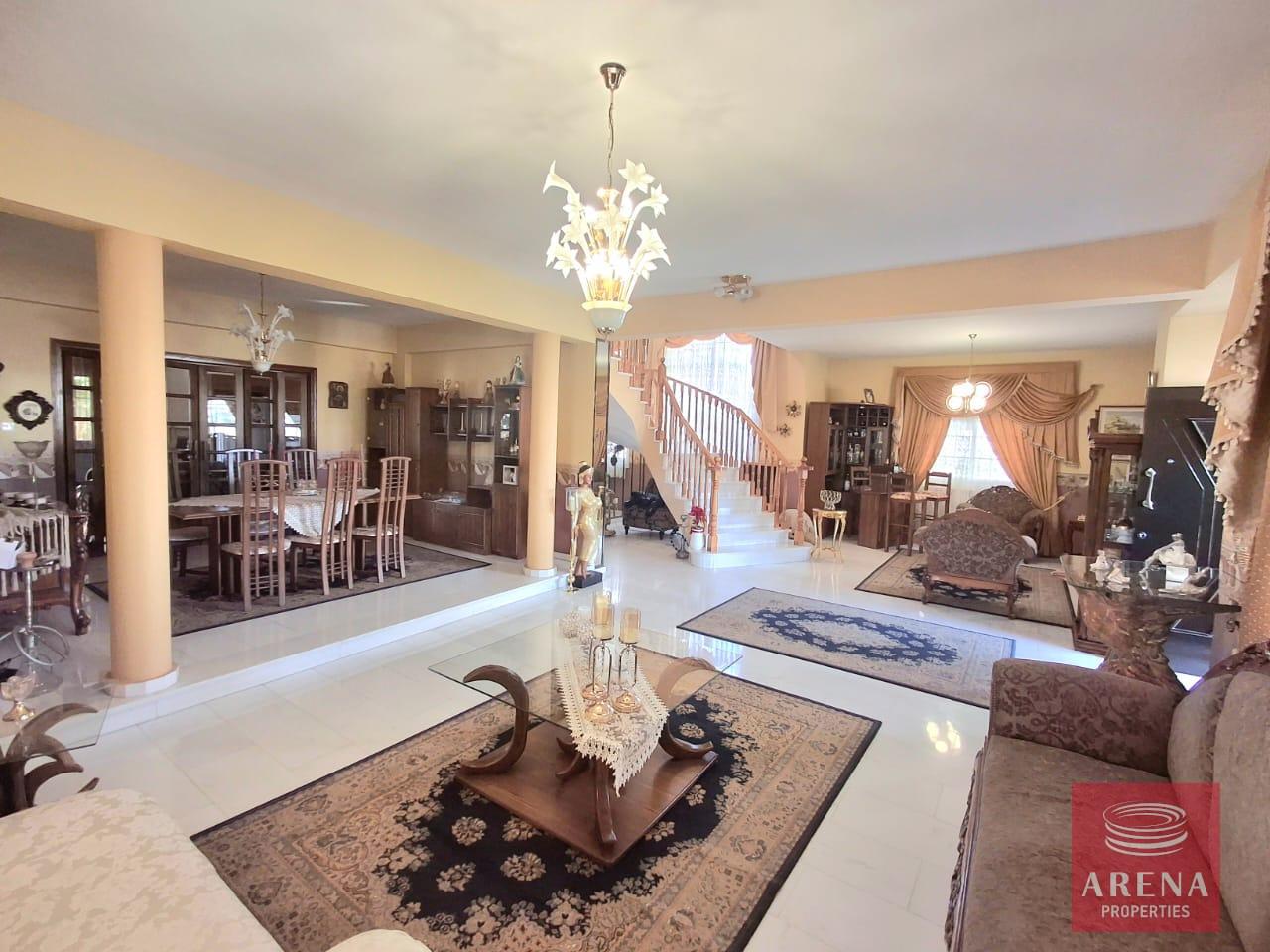 4-5-BED-VILLA-LIVADIA-9182