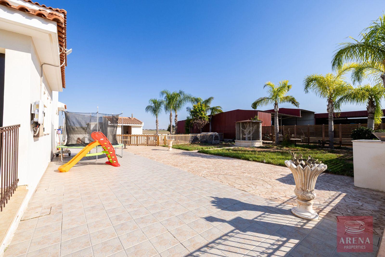 4-5-bed-villa-kiti-10152-4