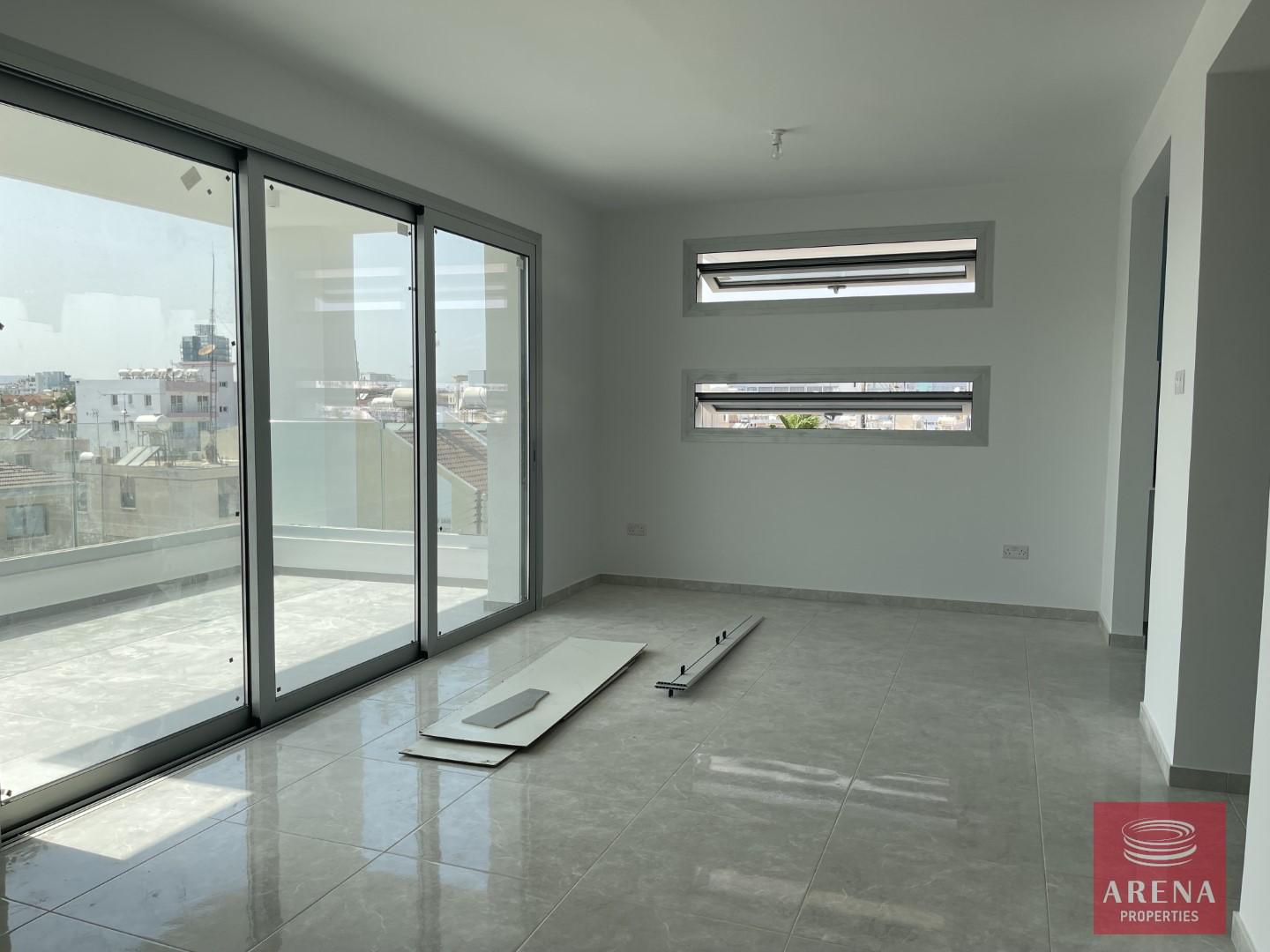 4-APT-IN-LARNACA-4755-1