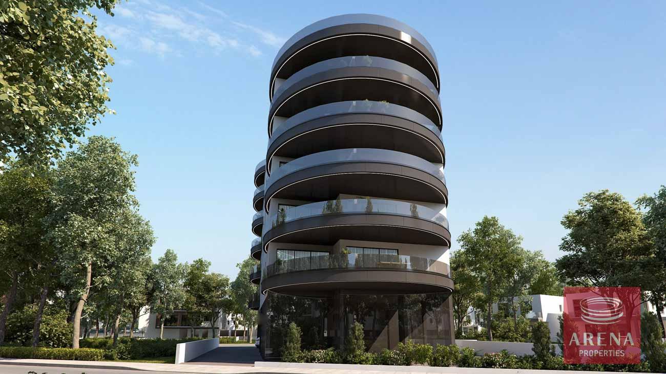4-APTS-IN-LATSIA-8693-5