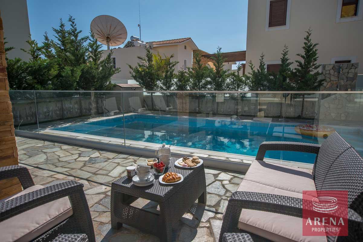 4-Amazing-villa-in-Ayai-Thekla-5823