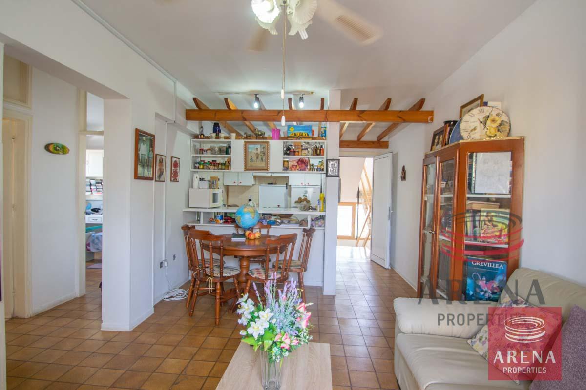 4-FLAT-IN-KAPPARIS-5744-2