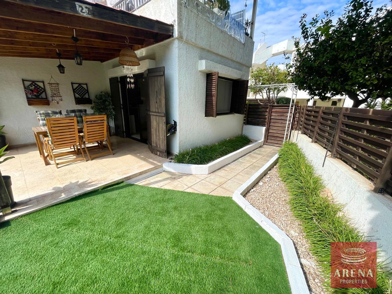 4-GF-APT-PROTARAS-9244