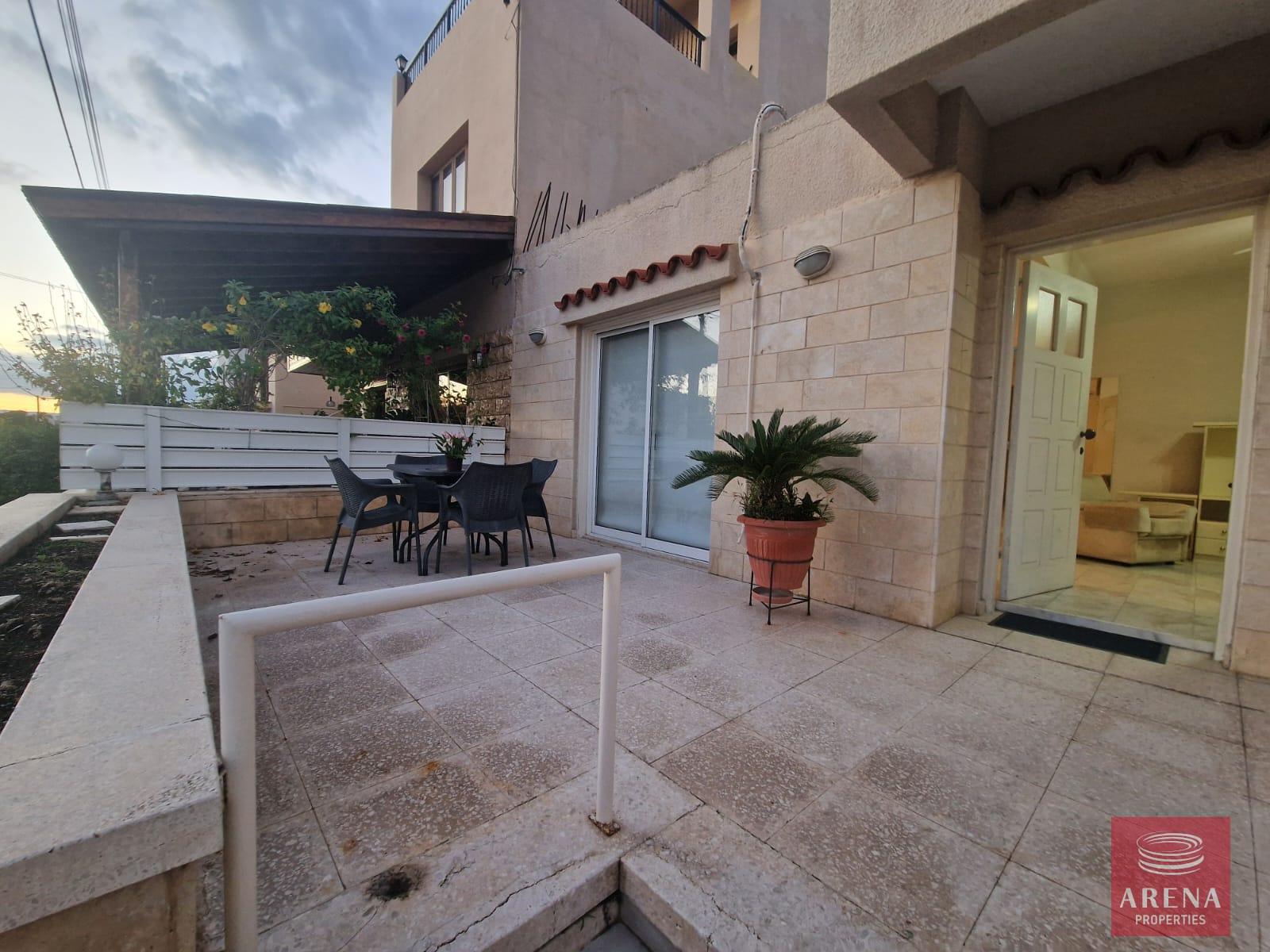 4-HOUSE-IN-VERGINA-AREA-8837