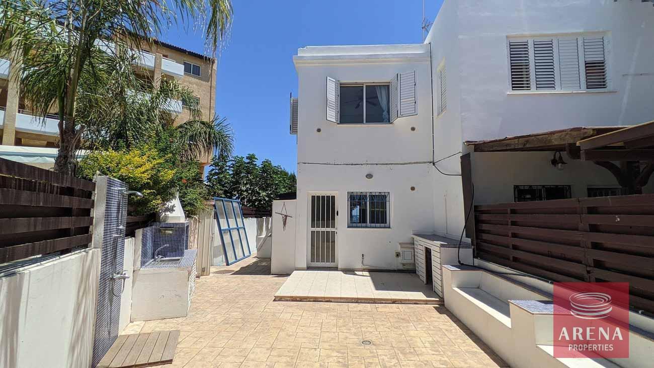 4-TOWNHOUSE-IN-PERNERA-8398