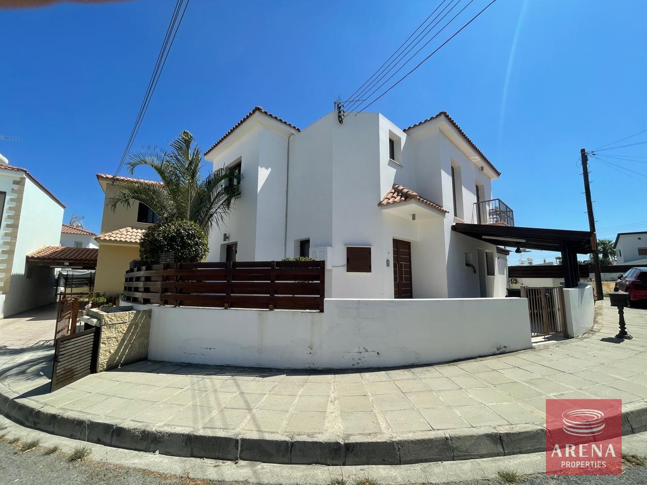 4-VILLA-ARADIPPOU-8396