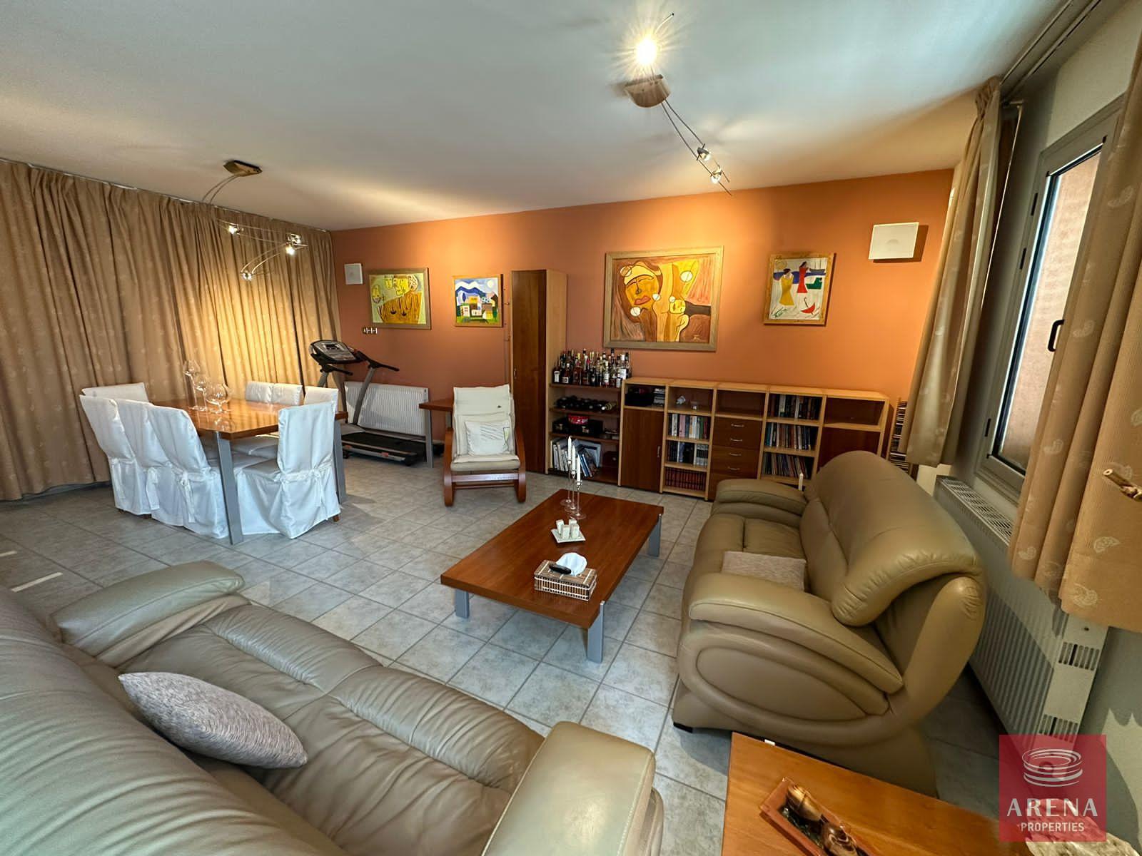 4-VILLA-FOR-RENT-7611-1