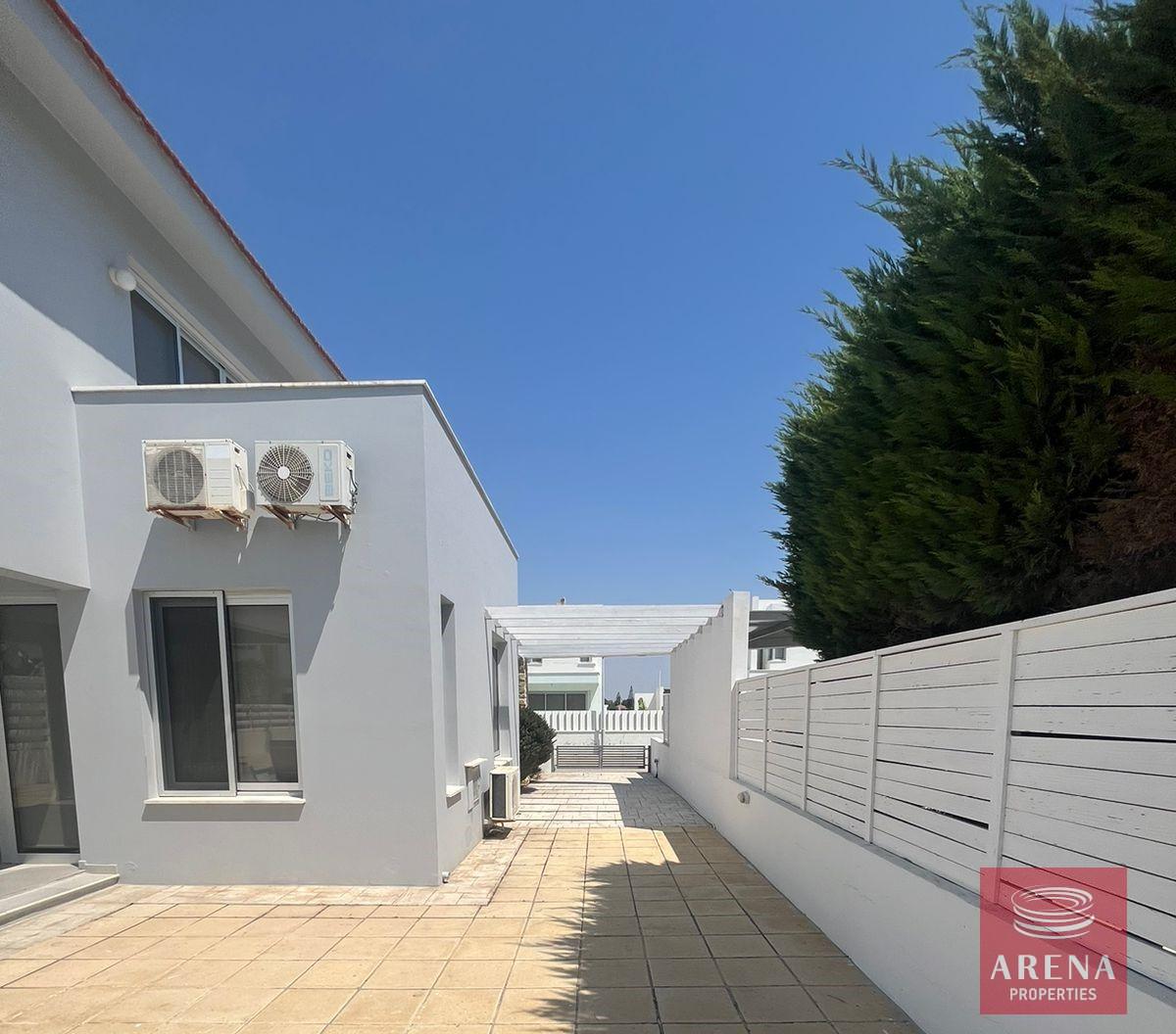 4-VILLA-FOR-RENT-8322-7