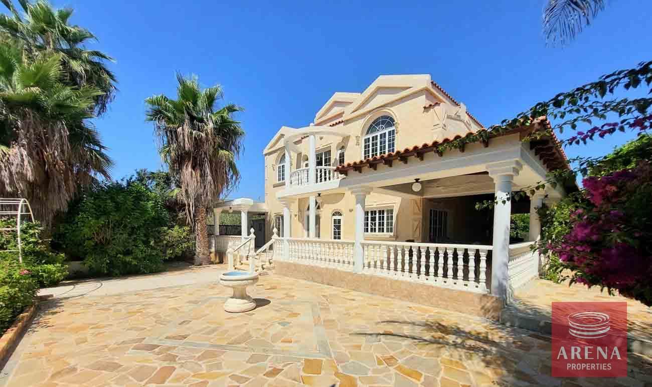 4-VILLA-IN-AYIA-NAPA-6501
