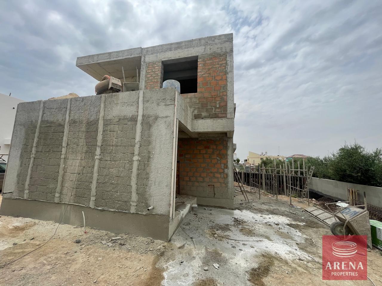 4-VILLA-IN-FRENAROS-6639