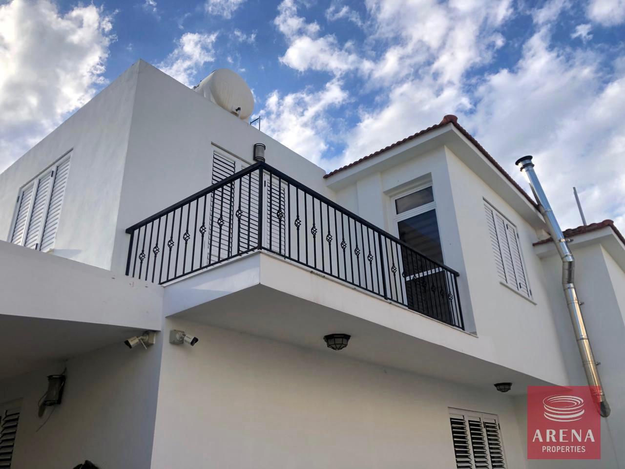 4-VILLA-IN-OROKLINI-8421