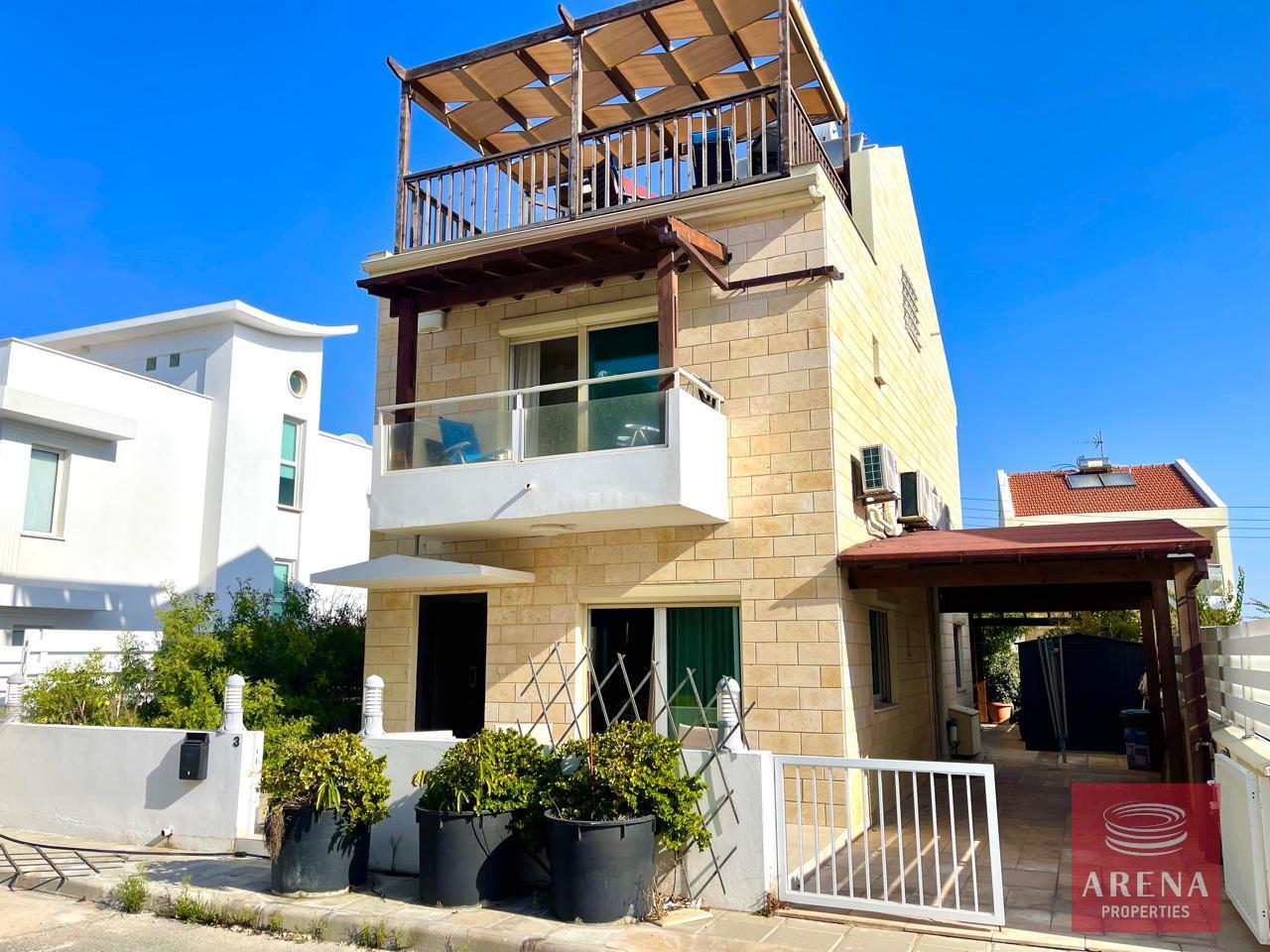 4-VILLA-IN-PERVOLIA-8654