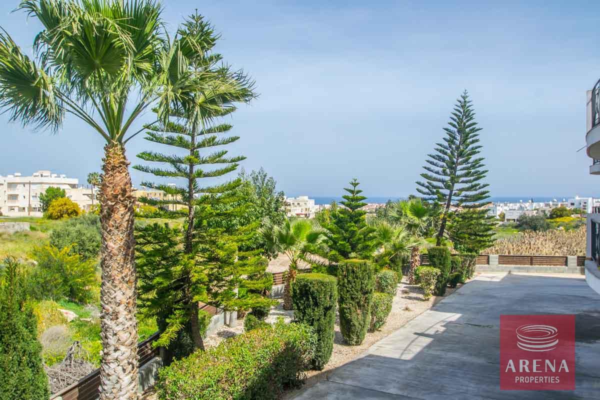 4-apt-for-rent-5444-1