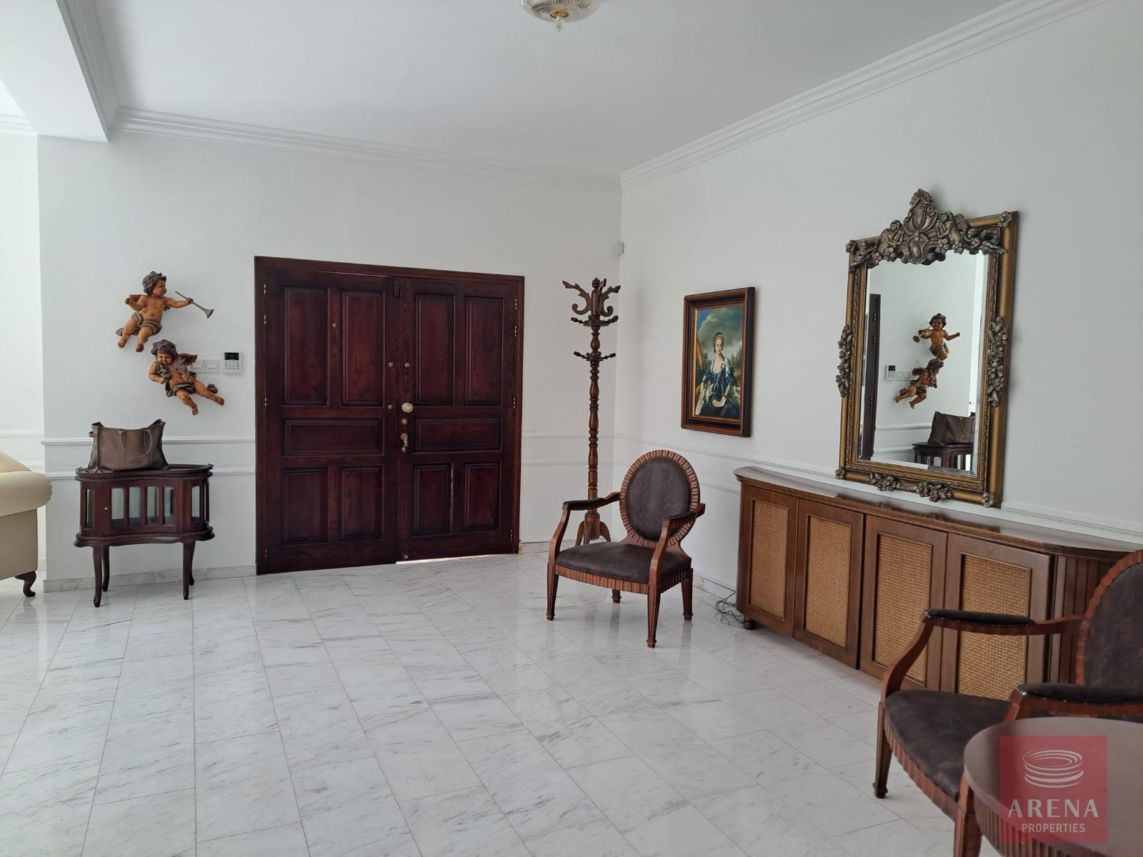 4-bed-house-Klima-Zourides-9