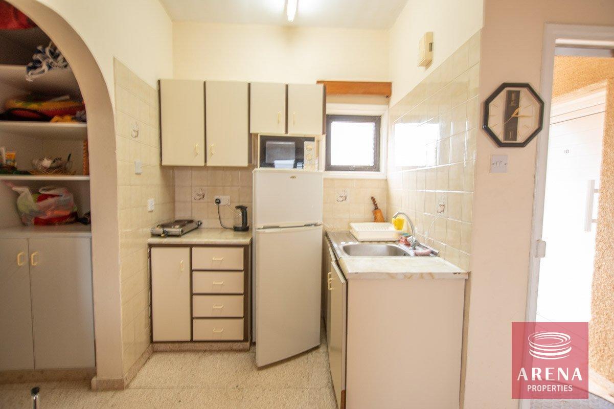 4-flat-for-rent-kapparis