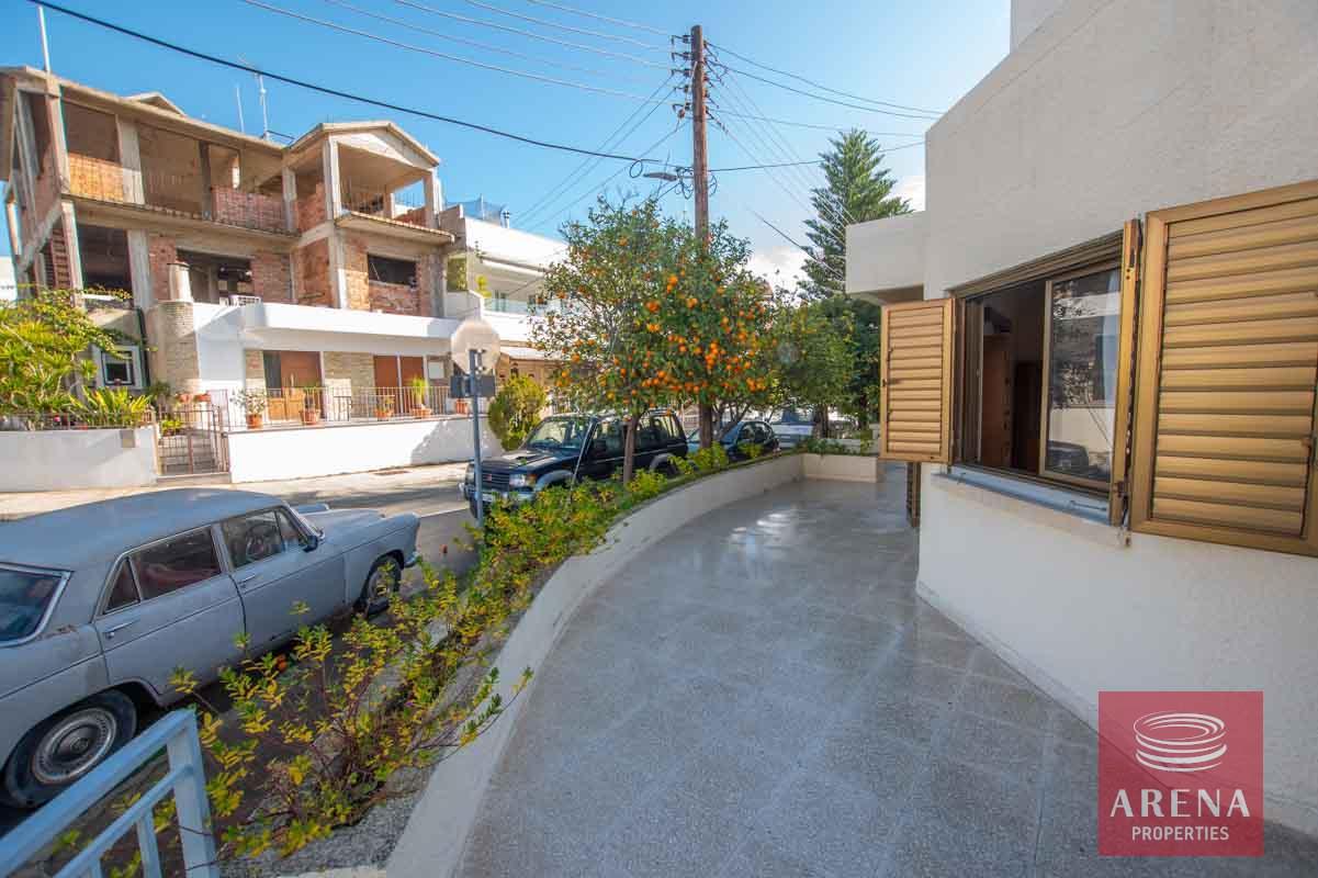 4-semi-detached-house-in-sotiros-5933-1