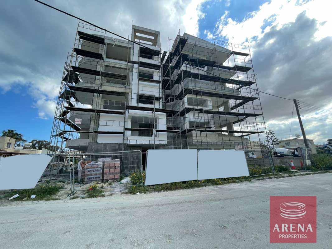 4-top-floor-apt-in-Larnaca-5659-1