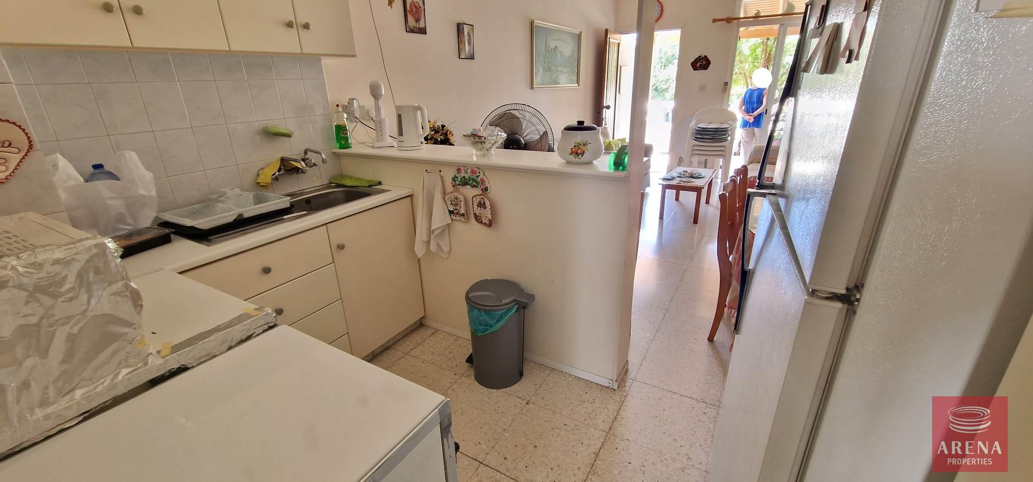 4-townhouse-in-Oroklini-7005