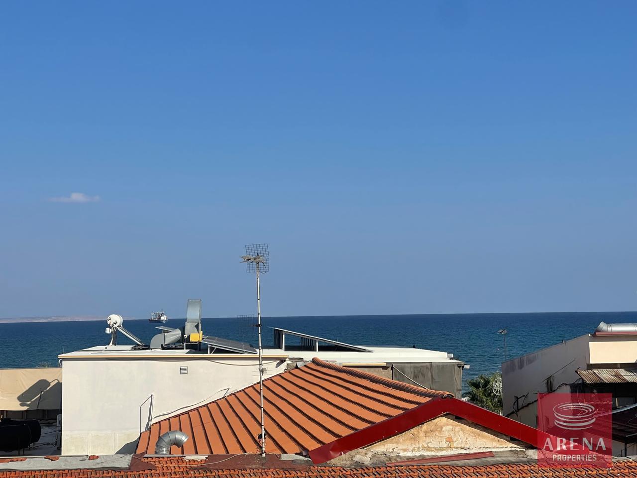 4-unfinished-apt-finikoudes-8810