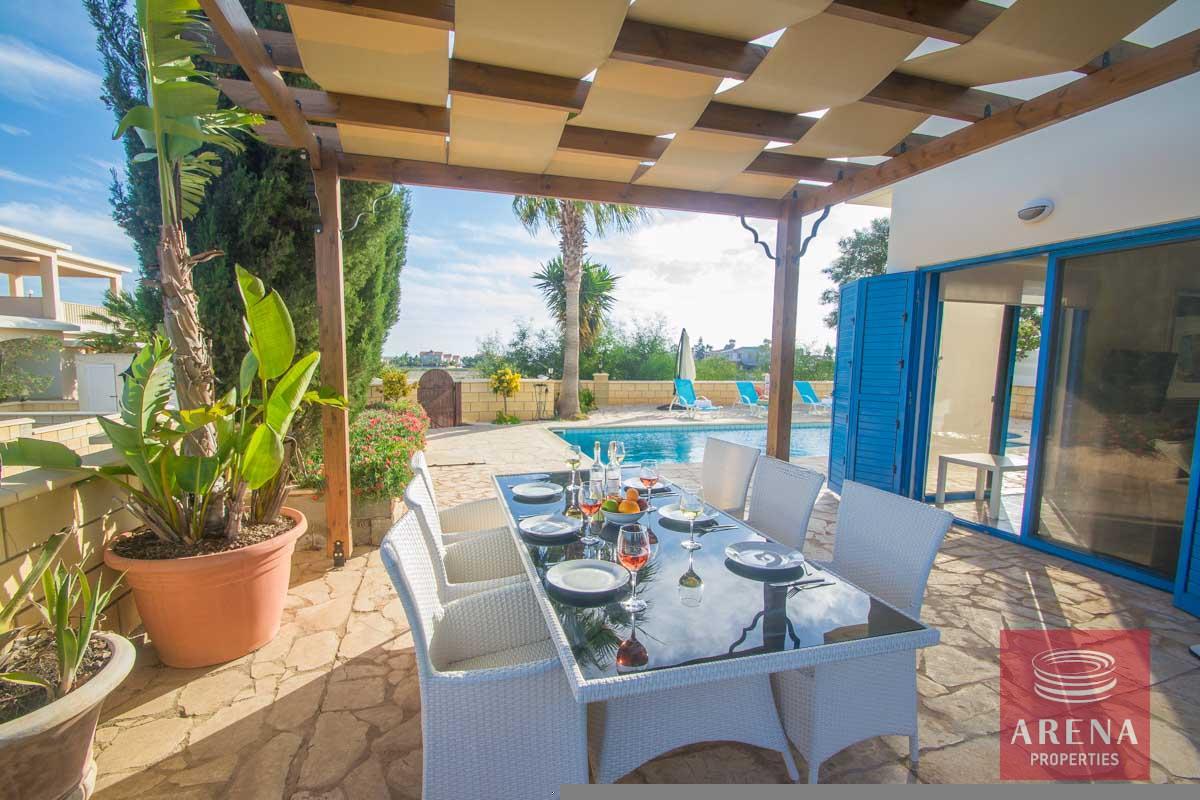 4-villa-in-ayia-thekla_0