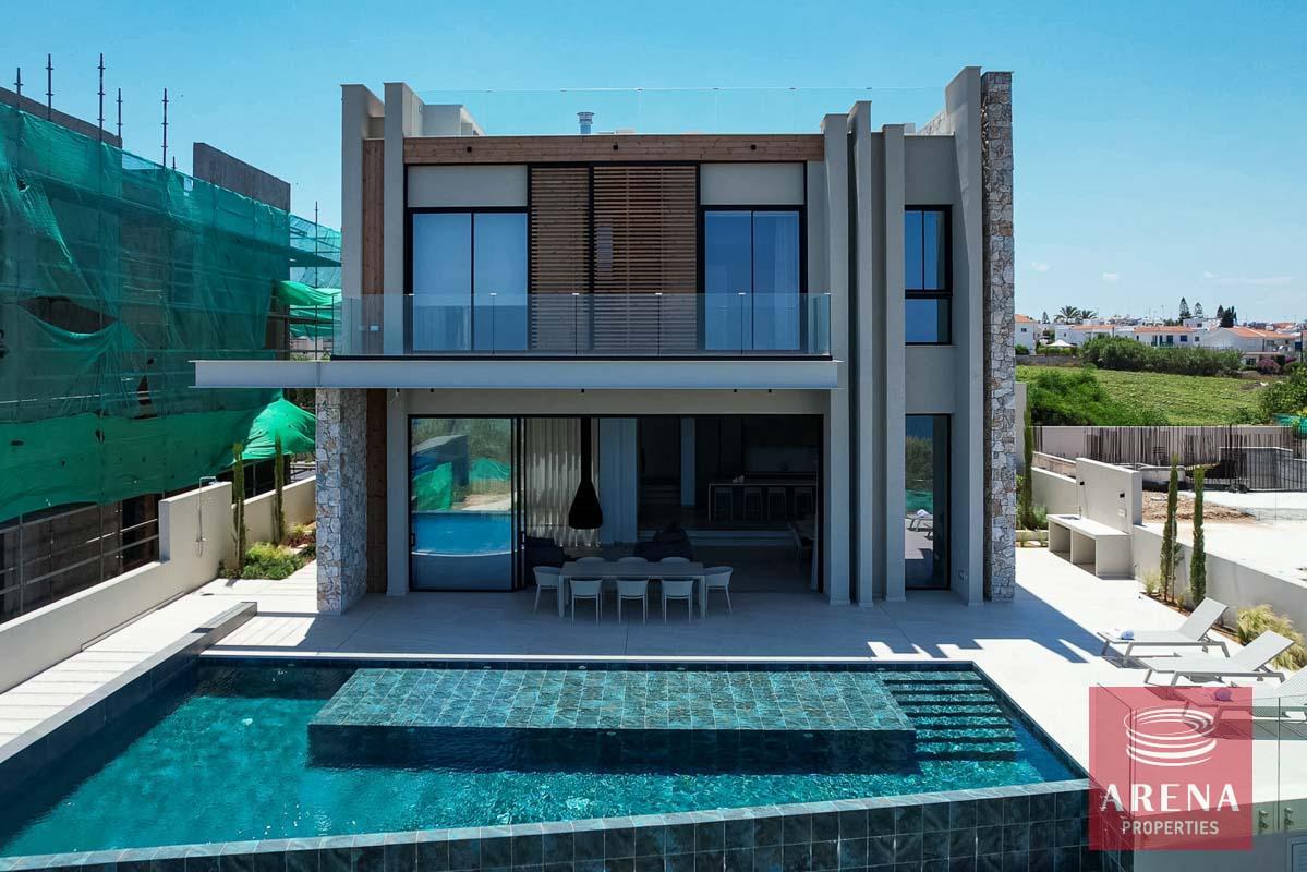 4-villa-in-kapparis-8951