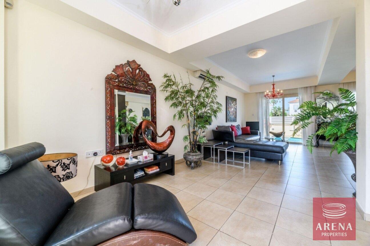 4-villa-in-pernera-5603-1