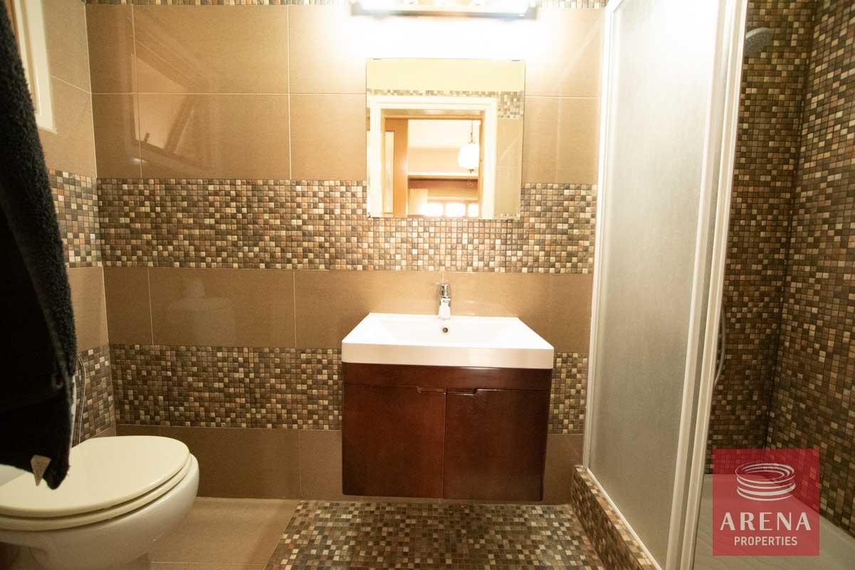 40-5-bed-villa-in-Pervolia-6045-1