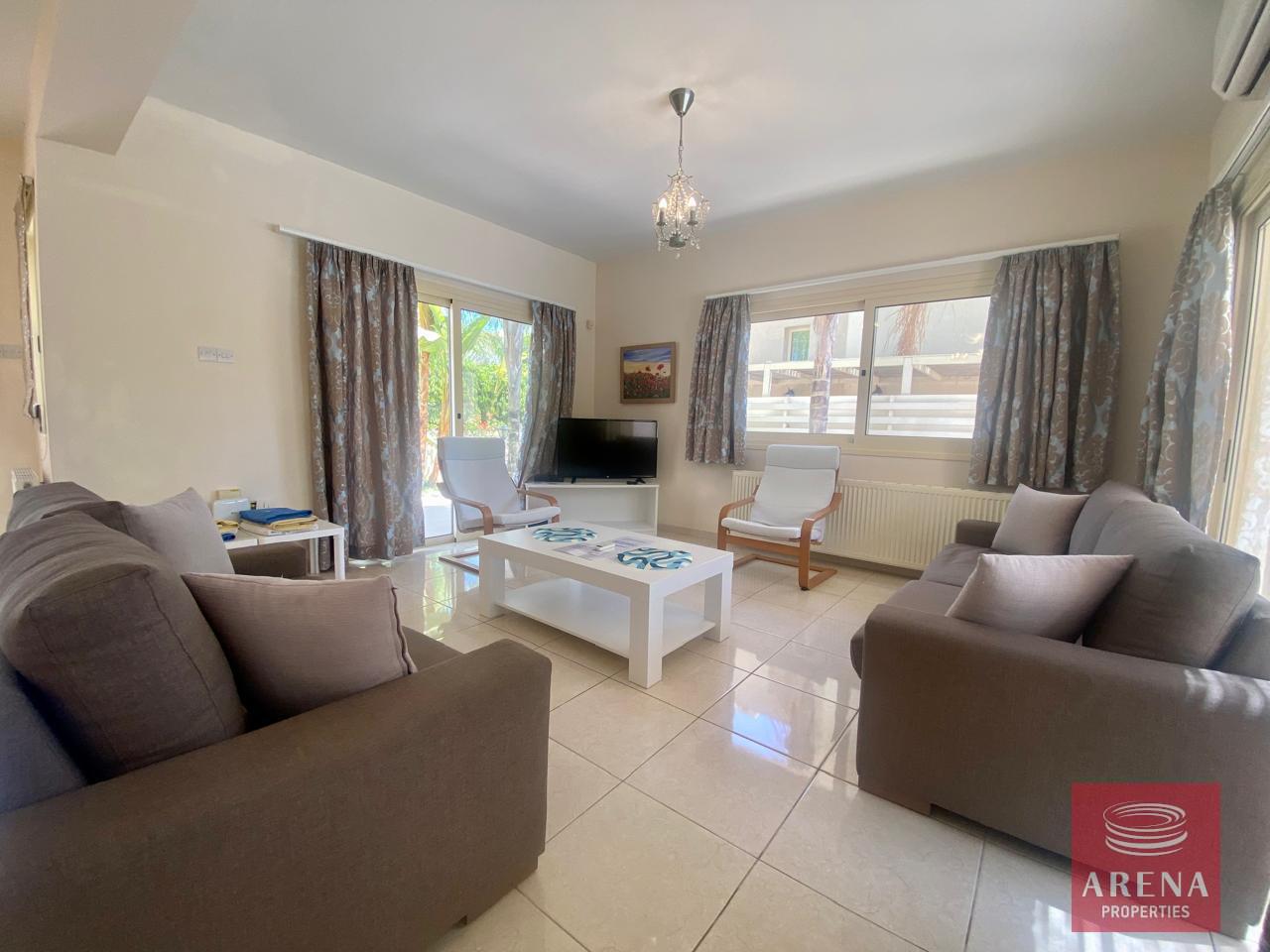 5-1-3-BED-VILLA-IN-cape-greco-8112-3