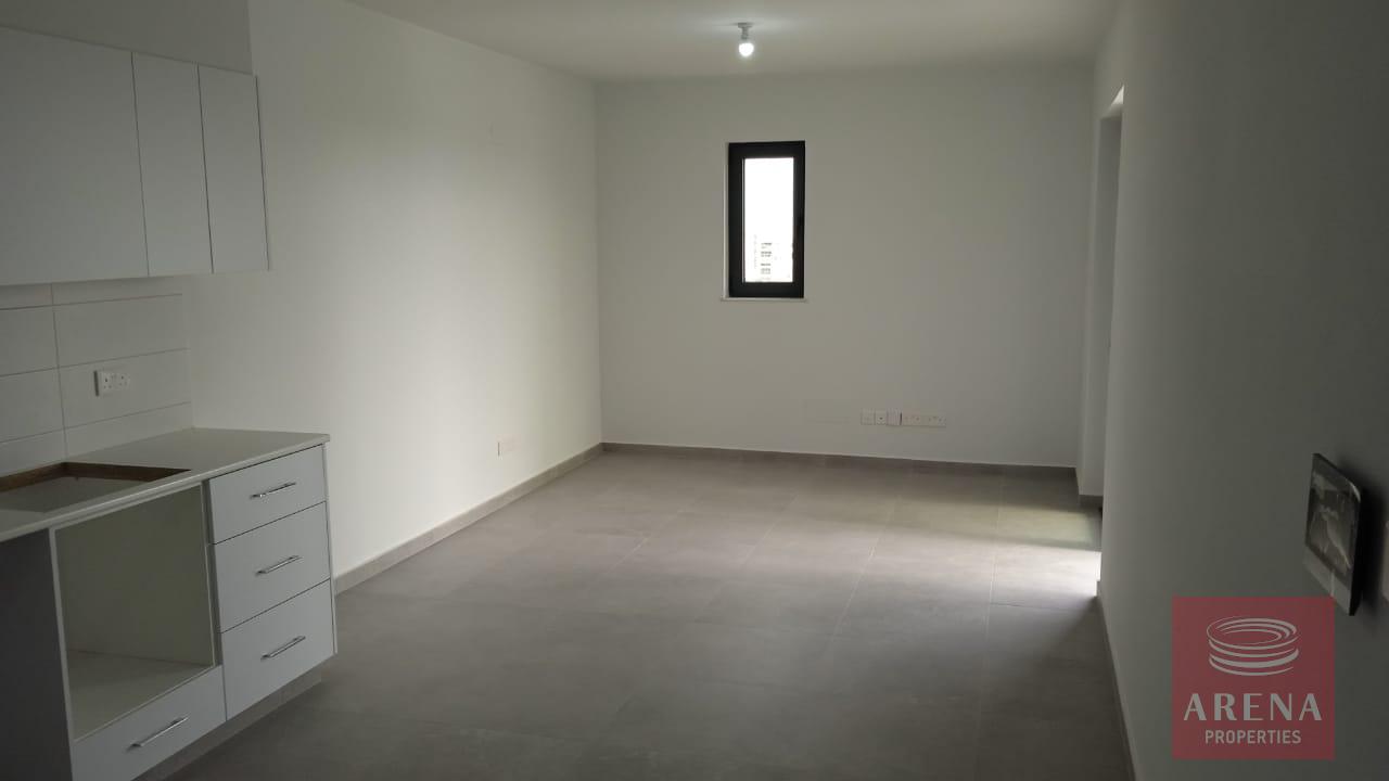 5-2-BED-APT-ARADIPPOU-9306