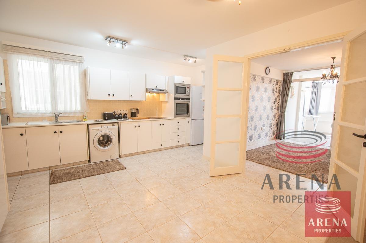 5-2-BED-APT-IN-DERYNIA-5738-4