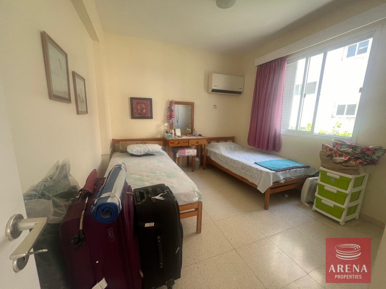 5-2-BED-APT-MAKENZY-8342-1