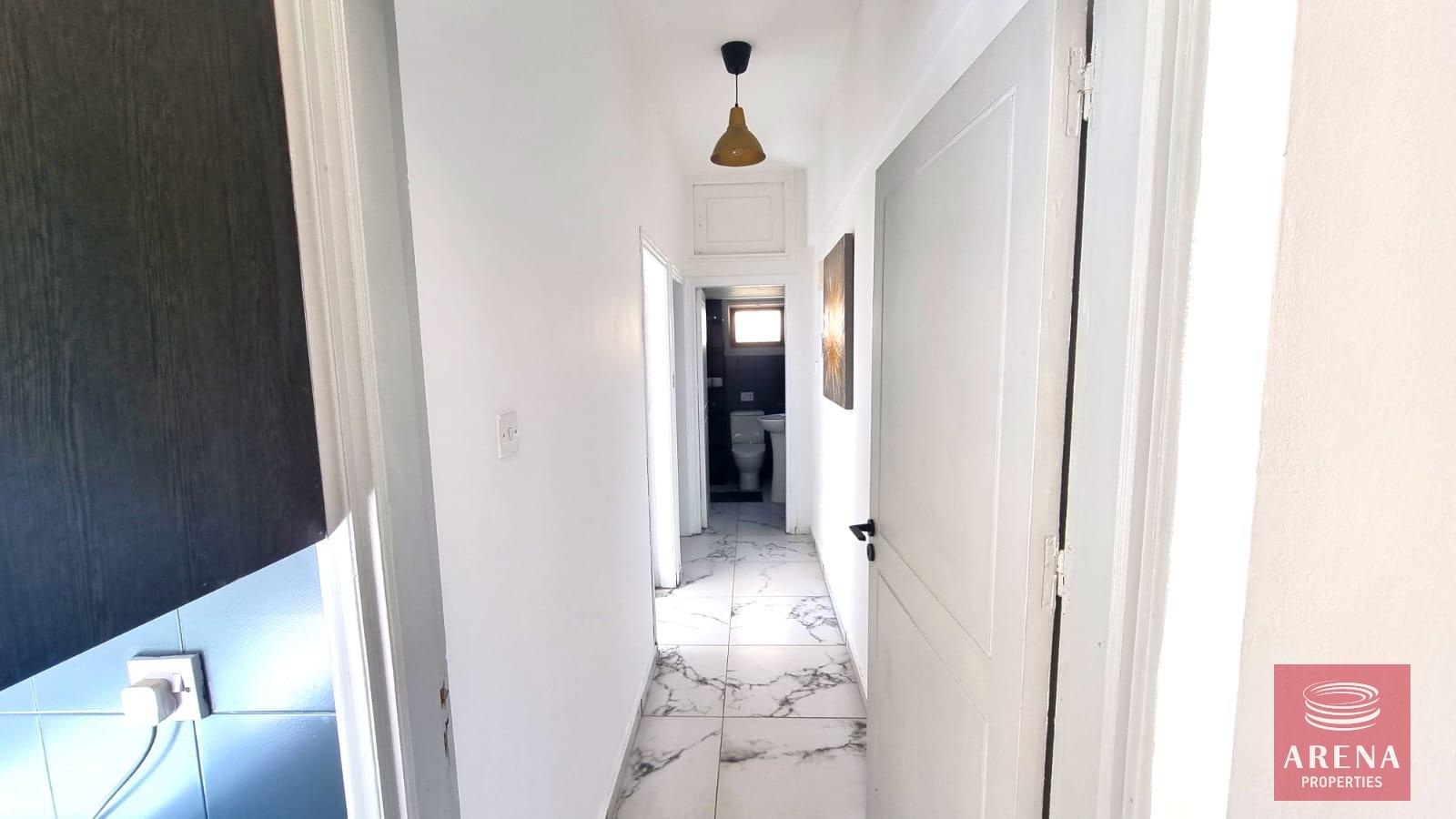 5-2-BED-APT-MAKENZY-8696