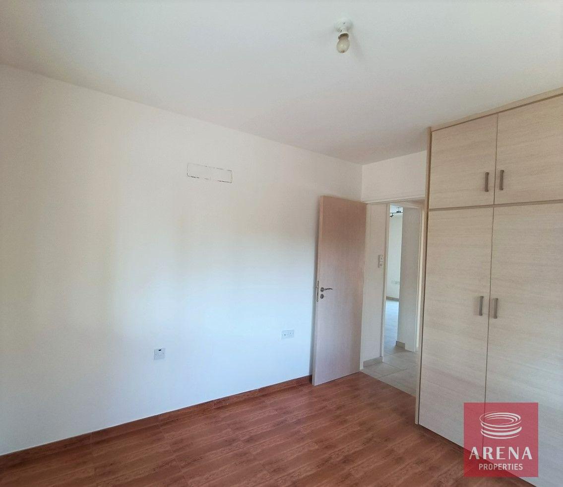 5-2-BED-APT-PARALIMNI-6498