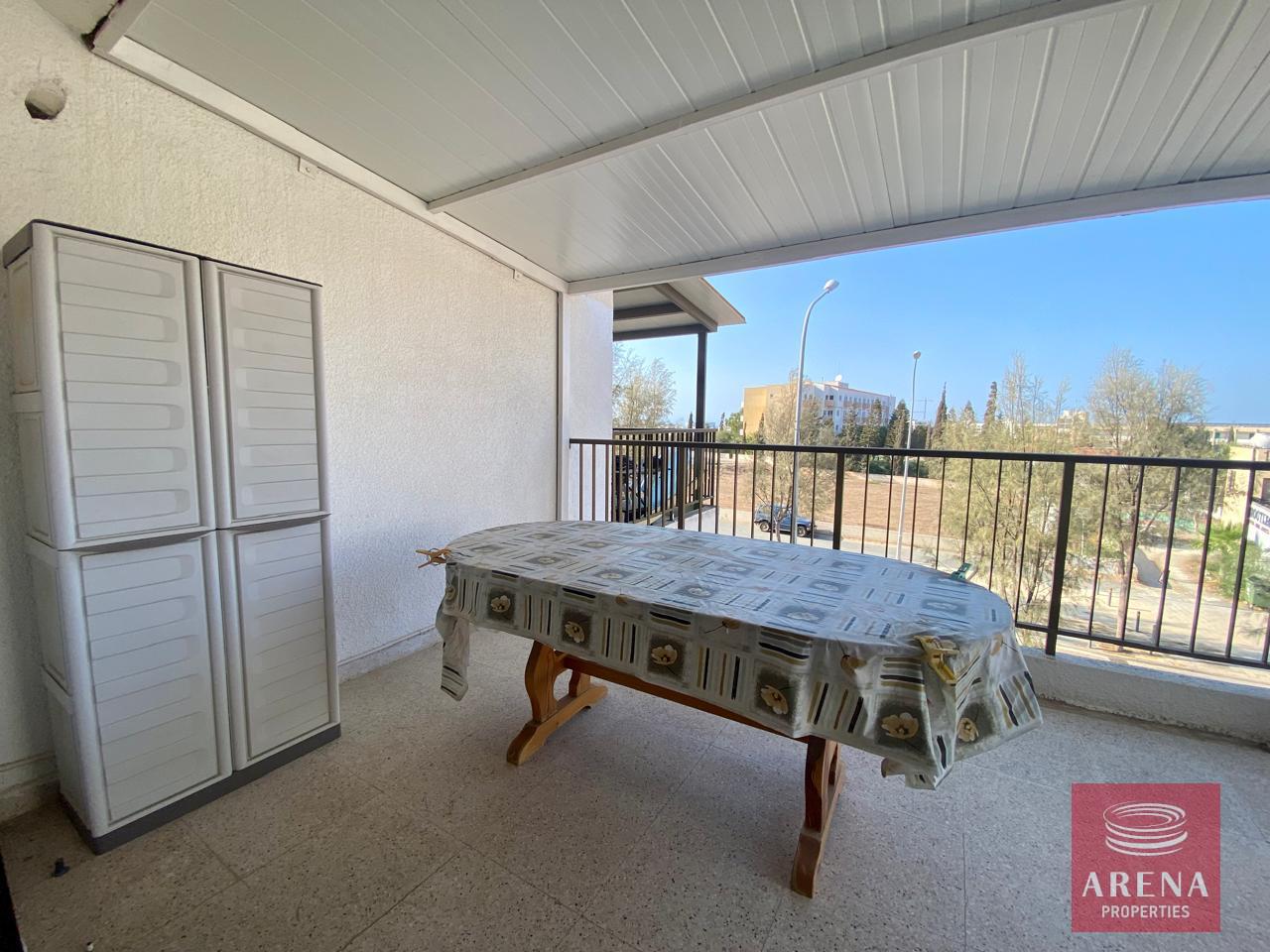 5-2-BED-APT-PERNERA-RENT-8368