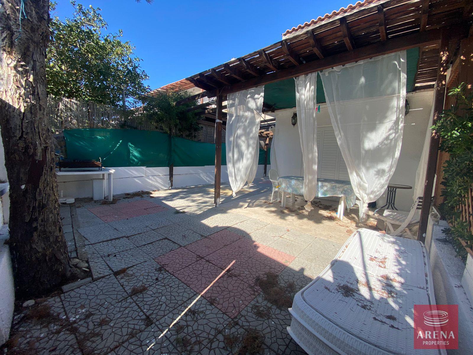 5-2-BED-HOUSE-IN-PERVOLIA-8986